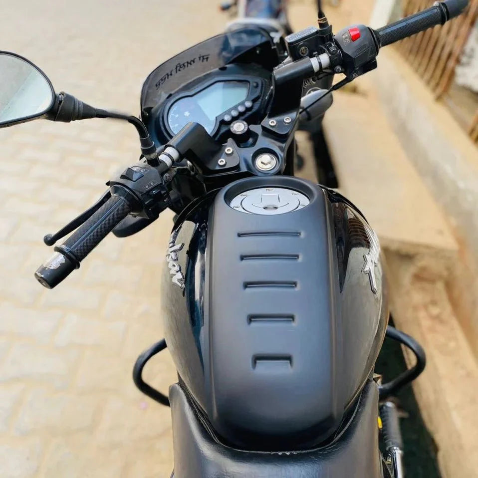 TankTie for Bajaj Pulsar 125 / 150 / 180 Saiga Parts