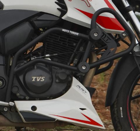 TVS Apache RTR 2004v moto torque crash guard